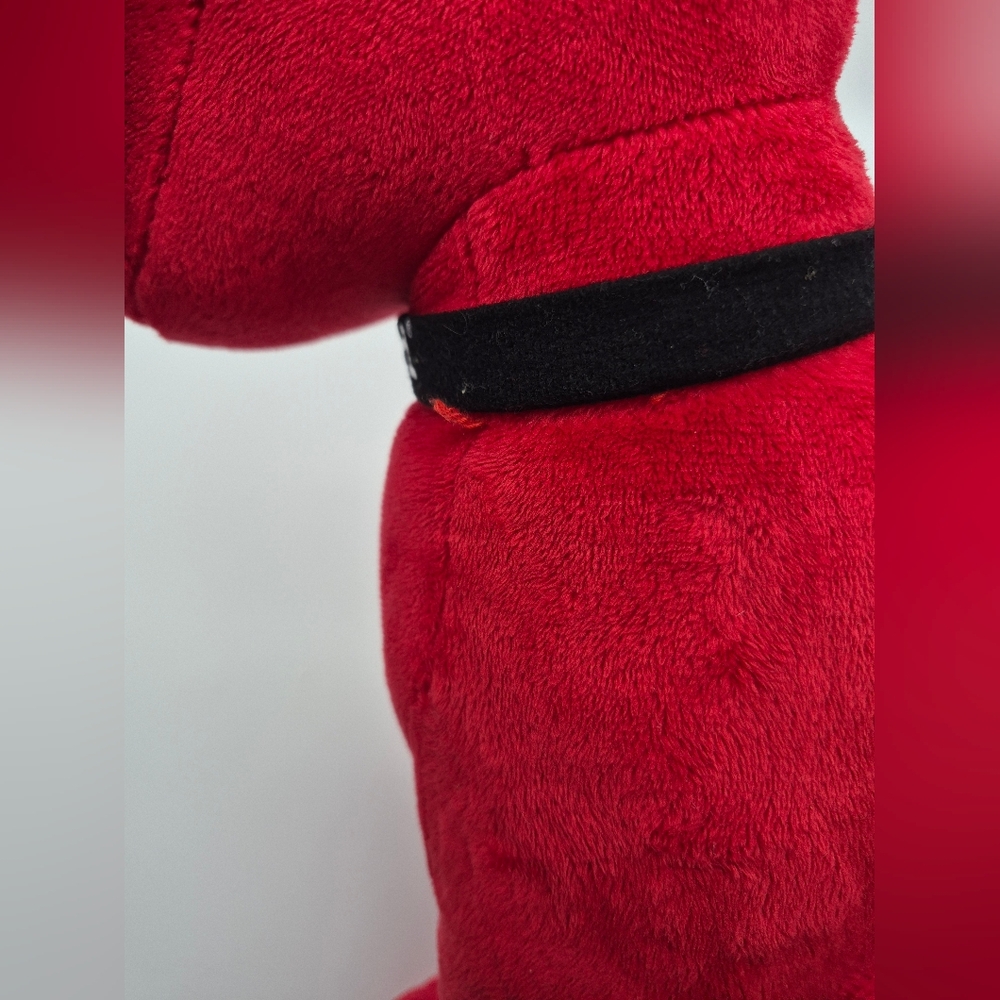 Kohl's CARES Clifford The Big Red Dog Preowned - Picture 5 of 10